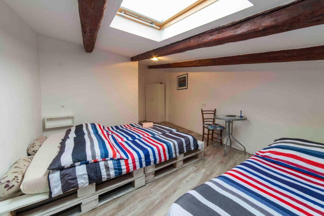Hostel Mare Šibenik Kültér fotó