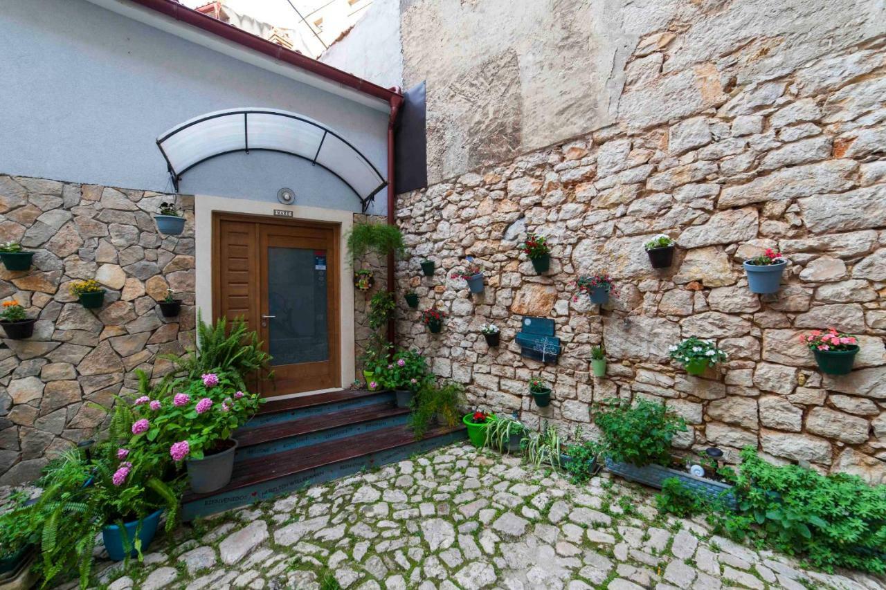Hostel Mare Šibenik Kültér fotó